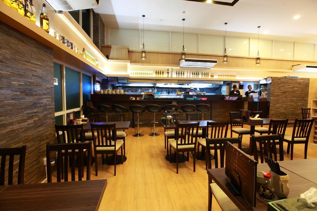 Super Hotel Yangon Extérieur photo