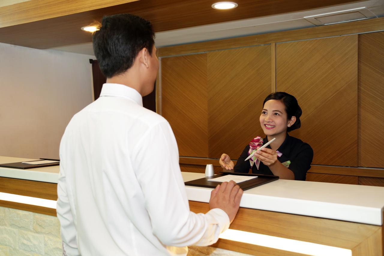 Super Hotel Yangon Extérieur photo
