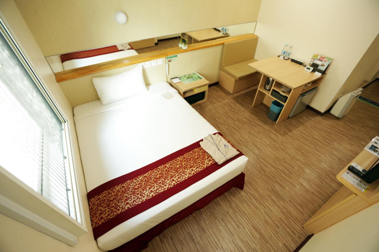 Super Hotel Yangon Extérieur photo